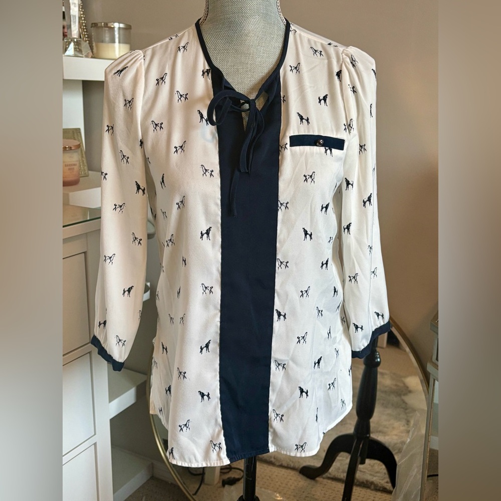 RW&CO. White and Navy Blouse With Horse Print 3/4 Sleeves